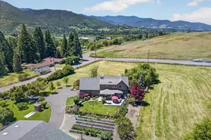 39 E Valley View Rd, Ashland, OR 97520 - Photo 65