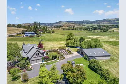39 E Valley View Road, Ashland, OR 97520 - Photo 67