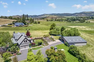 39 E Valley View Rd, Ashland, OR 97520 - Photo 67