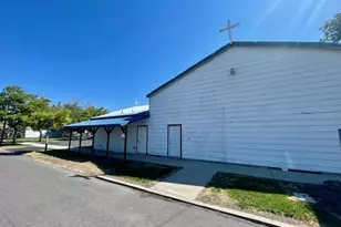 1313 Owens St, Klamath Falls, OR 97601 - Photo 3