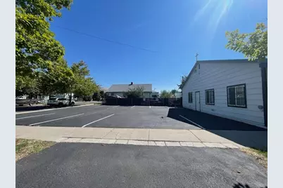 1313 Owens Street, Klamath Falls, OR 97601 - Photo 5