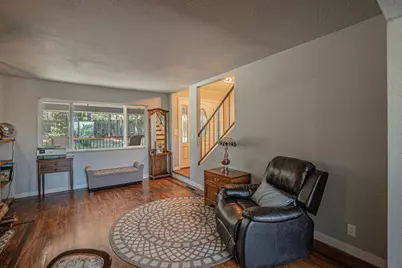 4970 Old Stage Road, Central Point, OR 97502 - Photo 7