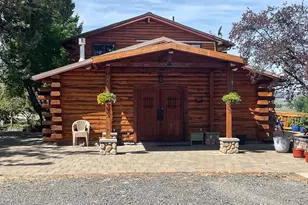 8180 NW Country Loop, Prineville, OR 97754 - Photo 11