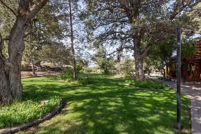 8180 NW Country Loop, Prineville, OR 97754 - Photo 5