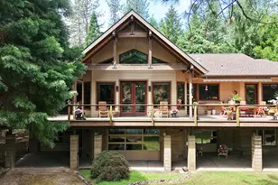 38 Meadow Ln, Shady Cove, OR 97539 - Photo 3