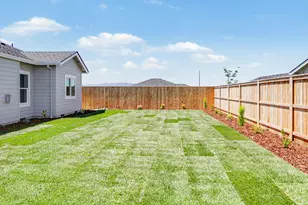 3771 Ford Dr, Medford, OR 97504 - Photo 7