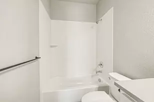 3771 Ford Dr, Medford, OR 97504 - Photo 31