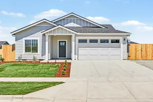 3771 Ford Dr, Medford, OR 97504 - Photo 1