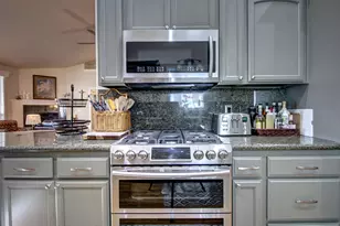 33 Broken Stone Way, Eagle Point, OR 97524 - Photo 13