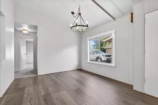 555 Freeman Rd, Central Point, OR 97502 - Photo 9