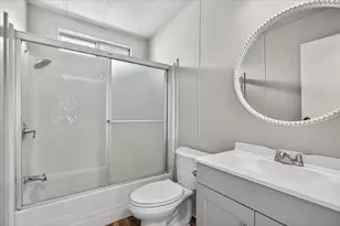 555 Freeman Rd, Central Point, OR 97502 - Photo 17