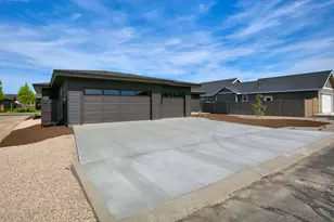 1472 NE Hudspeth Rd, Prineville, OR 97754 - Photo 25