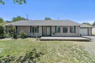 2630 Frontage Rd, Klamath Falls, OR 97601 - Photo 5