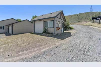 2630 Frontage Road, Klamath Falls, OR 97601 - Photo 9
