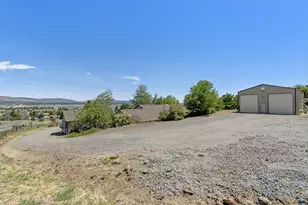 2630 Frontage Rd, Klamath Falls, OR 97601 - Photo 59