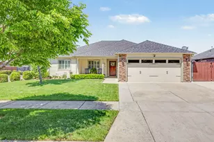 3261 Dearborn Ln, Medford, OR 97504 - Photo 3
