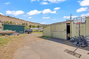 2555 SE Paulina Hwy, Prineville, OR 97754 - Photo 33