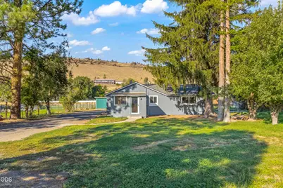 2555 SE Paulina Highway, Prineville, OR 97754 - Photo 3