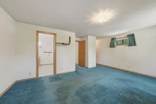 20584 Brightenwood Ln, Bend, OR 97702 - Photo 23