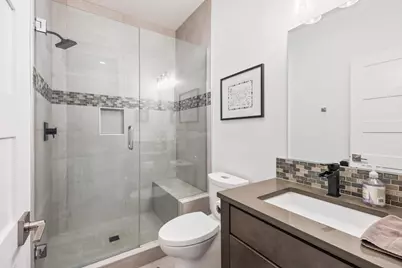 490 E Diamond Peak Avenue, Sisters, OR 97759 - Photo 25