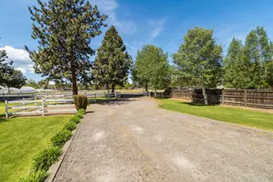 61908 Pettigrew Rd, Bend, OR 97702 - Photo 5