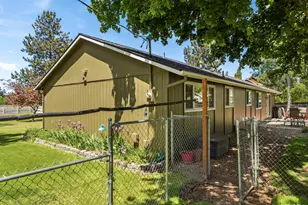 61908 Pettigrew Rd, Bend, OR 97702 - Photo 49