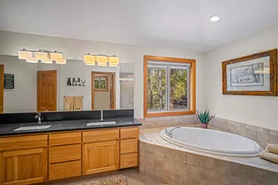 17948 Shadow Lane #7, Sunriver, OR 97707 - Photo 47