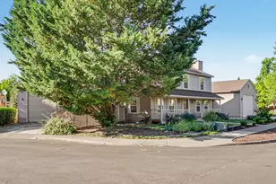 2769 Stonebrook Dr, Medford, OR 97504 - Photo 3