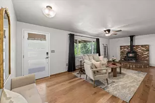 9158 Lower River Rd, Grants Pass, OR 97526 - Photo 9