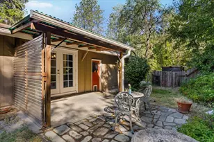 9158 Lower River Rd, Grants Pass, OR 97526 - Photo 25