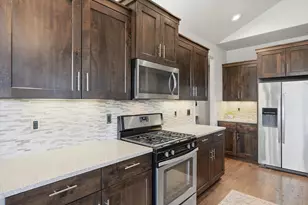 855 NE Hudspeth Cir, Prineville, OR 97754 - Photo 7