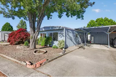 2252 Table Rock #SPC 100, Medford, OR 97501 - Photo 3