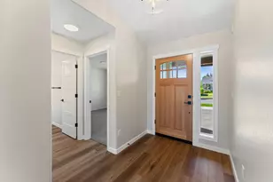 2812 SW Elmer Nelson Ln, Grants Pass, OR 97527 - Photo 11