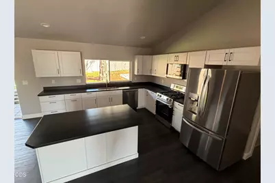 5155 Lyptus Lane, Klamath Falls, OR 97601 - Photo 5