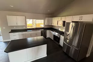 5155 Lyptus Ln, Klamath Falls, OR 97601 - Photo 5