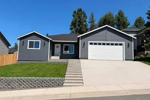 5155 Lyptus Ln, Klamath Falls, OR 97601 - Photo 1
