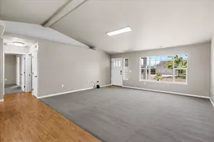7925 Timberline, White City, OR 97503 - Photo 5