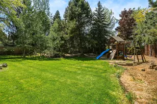 973 NE Paula Dr, Bend, OR 97701 - Photo 47