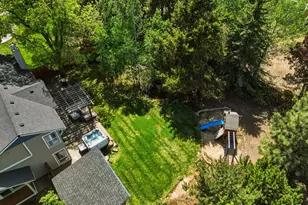 973 NE Paula Dr, Bend, OR 97701 - Photo 55