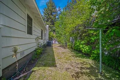 335 SW McKinley Avenue, Bend, OR 97702 - Photo 63