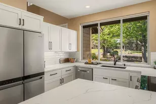 1378 Highland View Loop, Redmond, OR 97756 - Photo 17