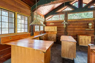 25232 Highway 140, Eagle Point, OR 97524 - Photo 15