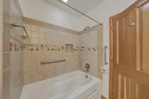637 NW Silver Buckle Rd, Bend, OR 97703 - Photo 23