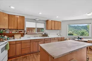 1133 Humbug Creek Rd, Applegate, OR 97530 - Photo 17