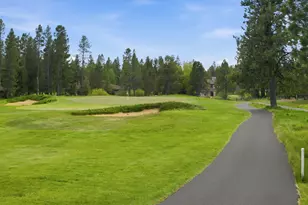 17654 Pinnacle Ln, Sunriver, OR 97707 - Photo 23