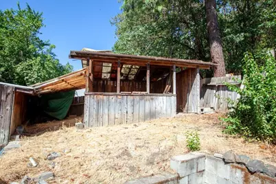 4778 N River Road, Gold Hill, OR 97525 - Photo 15