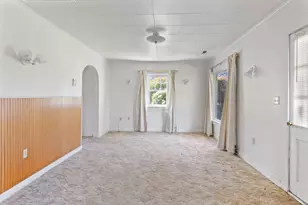 623 SE M St, Grants Pass, OR 97526 - Photo 3