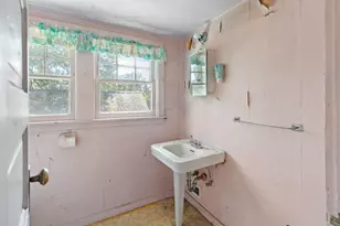 623 SE M St, Grants Pass, OR 97526 - Photo 15