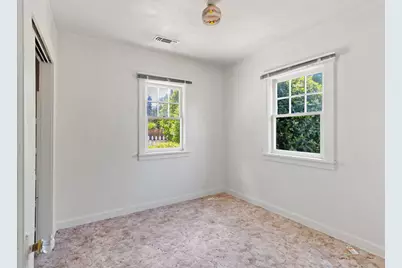 623 SE M Street, Grants Pass, OR 97526 - Photo 9