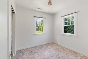 623 SE M St, Grants Pass, OR 97526 - Photo 9